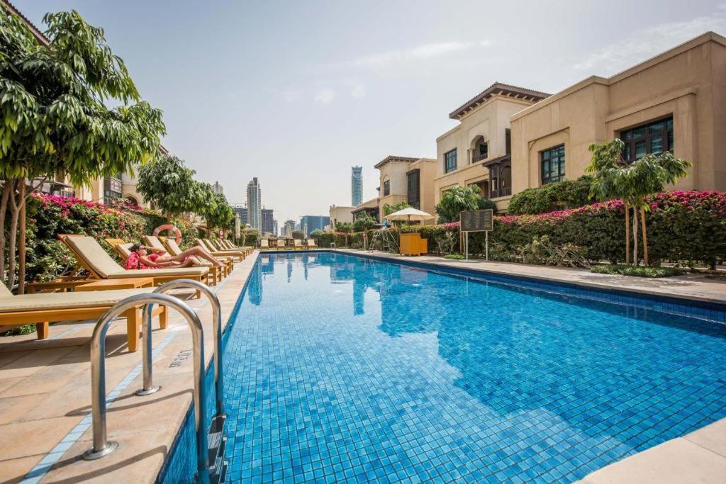 Bnbmehomes - Traditional Meets Modern In Downtown - 5041 Dubaj Zewnętrze zdjęcie