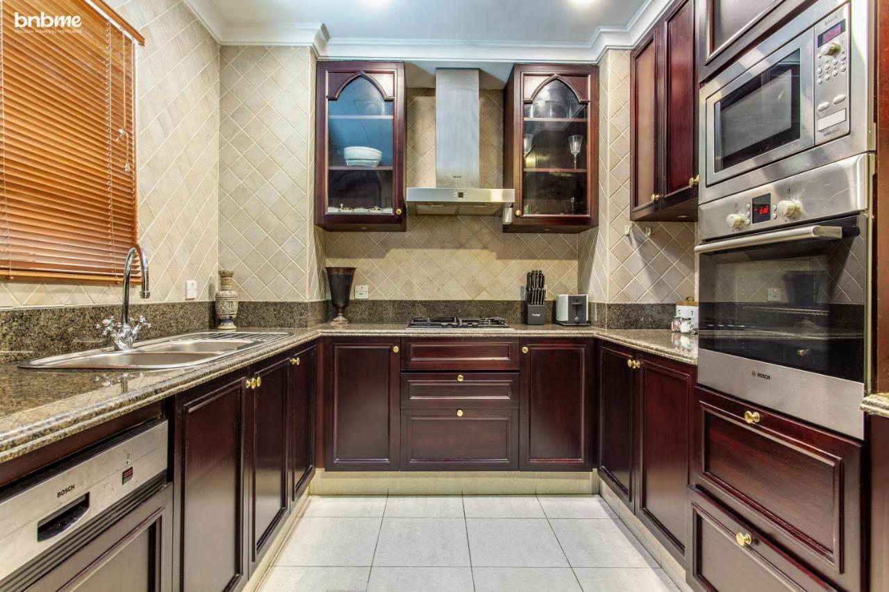 Bnbmehomes - Traditional Meets Modern In Downtown - 5041 Dubaj Zewnętrze zdjęcie